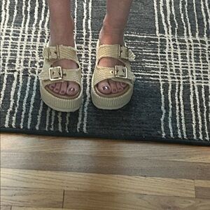 Steve Madden Beige Buckle Platform Sandals